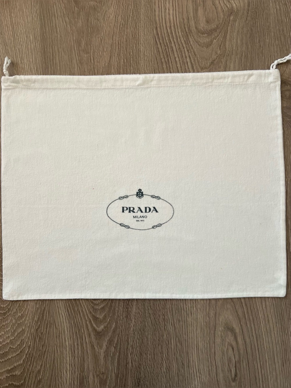 Prada dust bag (C1049)